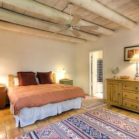 Old Trail Contemporary Two-bedroom Holiday Holiday home